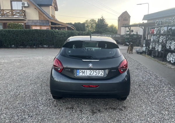 Peugeot 208 cena 25500 przebieg: 146150, rok produkcji 2015 z Międzychód małe 92